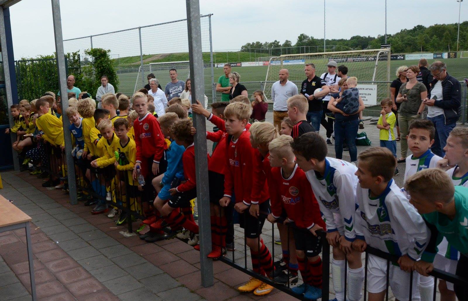 19025066_1460230437371931_6340115505846780551_o_1460230437371931