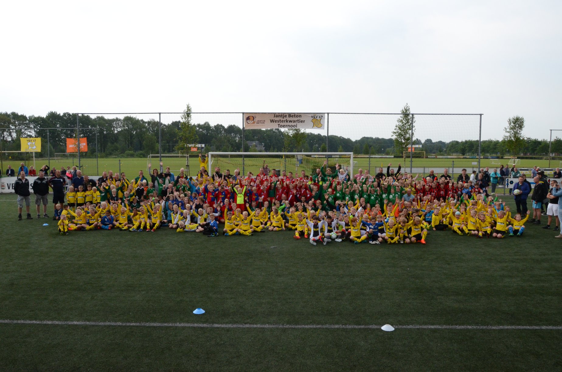 35026720_1811996368862001_348369045101215744_n_1811996345528670